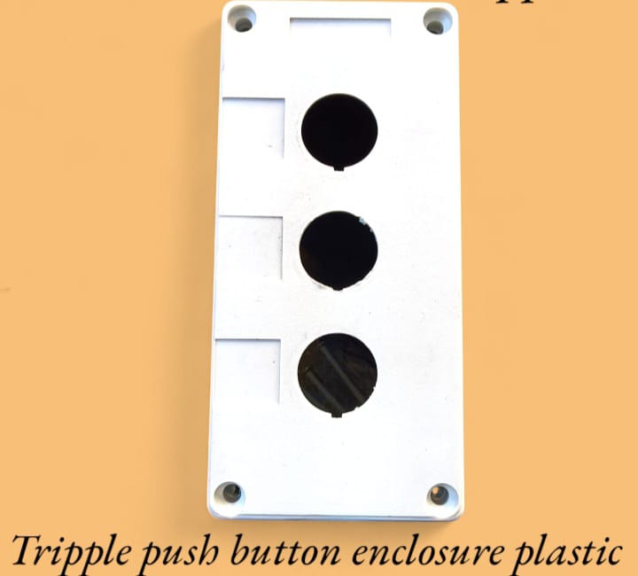 Triple Enclosure